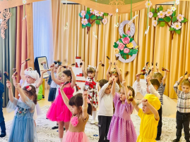 Весенний концерт Весенний концерт.
